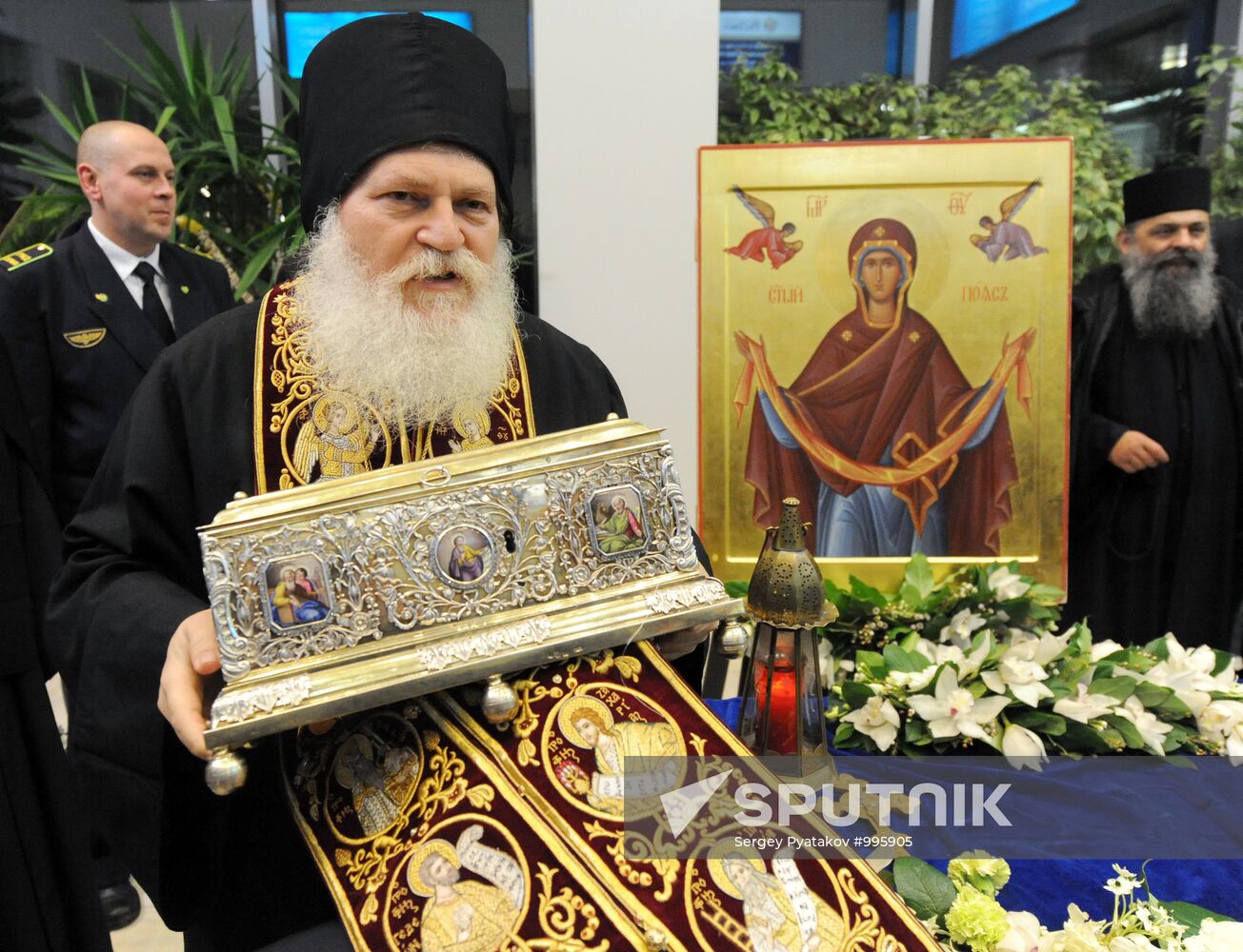 Seeing off Cincture of Theotokos