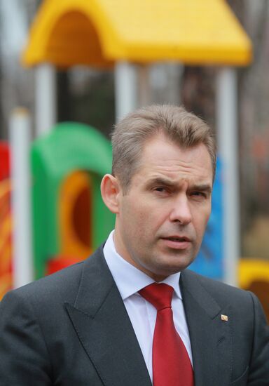 Pavel Astakhov visits Artyom Savelyev