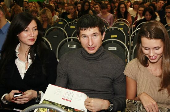 Russian Pioneer readings