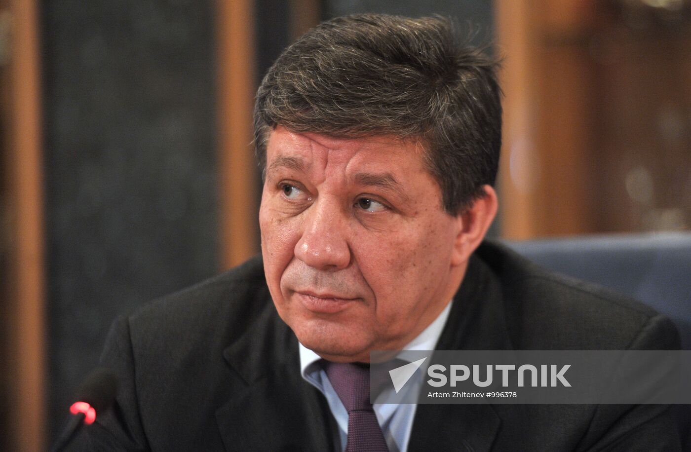 Vnesheconombank and Roskosmos ink cooperation agreement