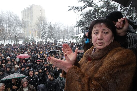 Rallies of Alla Djioyeva's advicates in Tskhinval