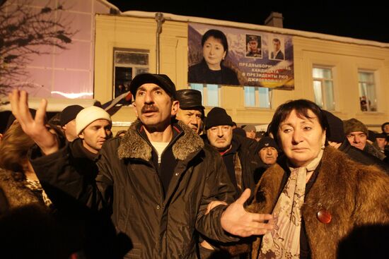 Alla Dzhioyeva supporters hold rally in Tskhinval