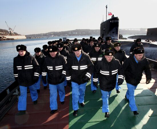 Diesel submarine "Ust-Kamchatsk" arrives at Pacific Fleet base