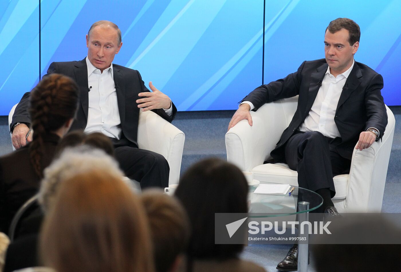 Dmitry Medvedev, Vladimir Putin meet with electors in Moscow