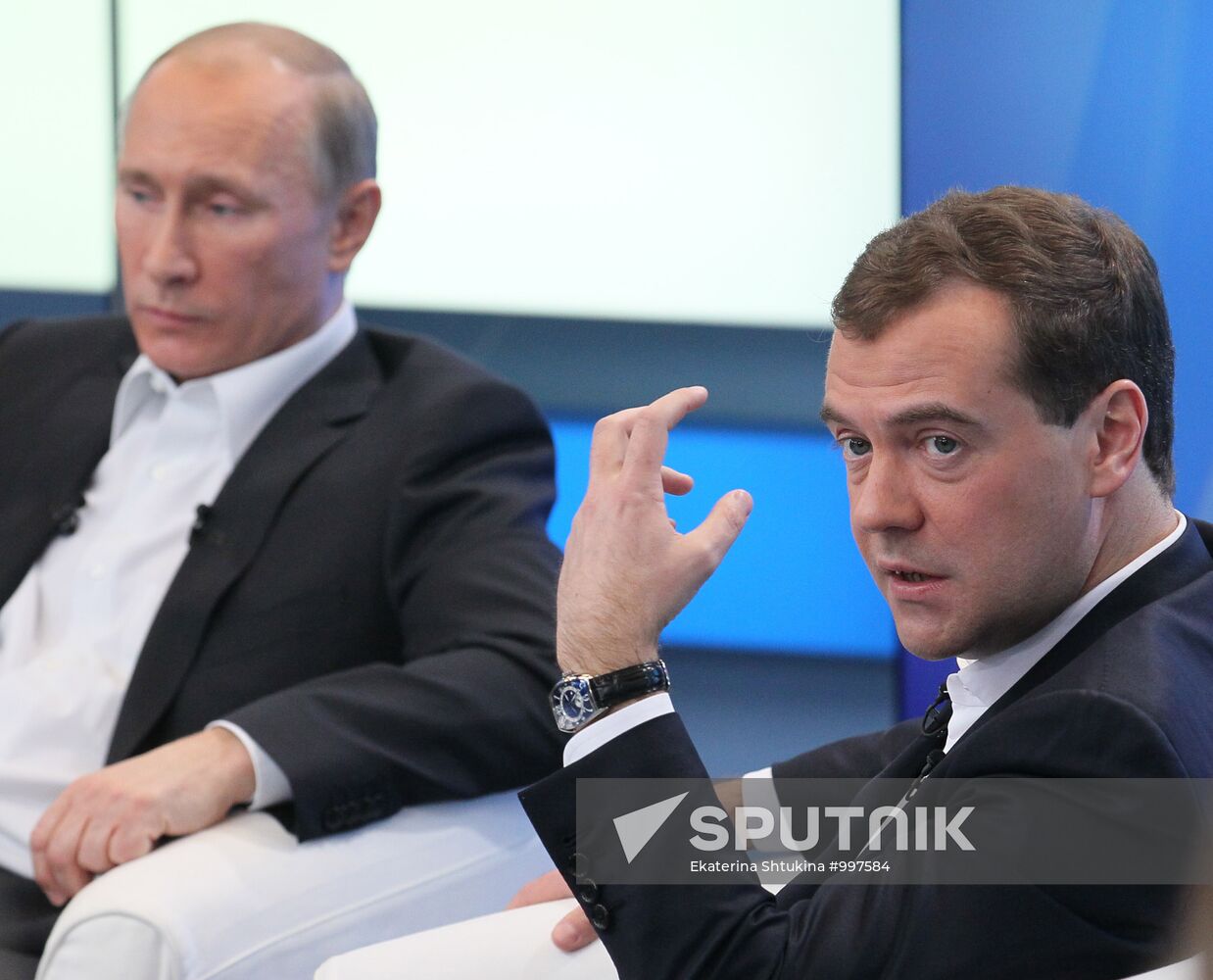 Dmitry Medvedev, Vladimir Putin meet with electors in Moscow