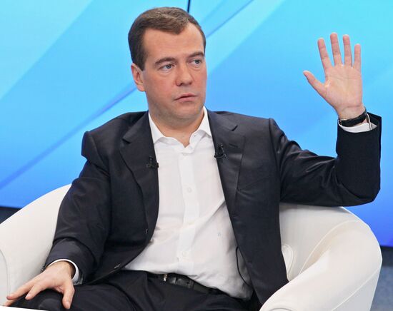 Dmitry Medvedev, Vladimir Putin meet with electors in Moscow