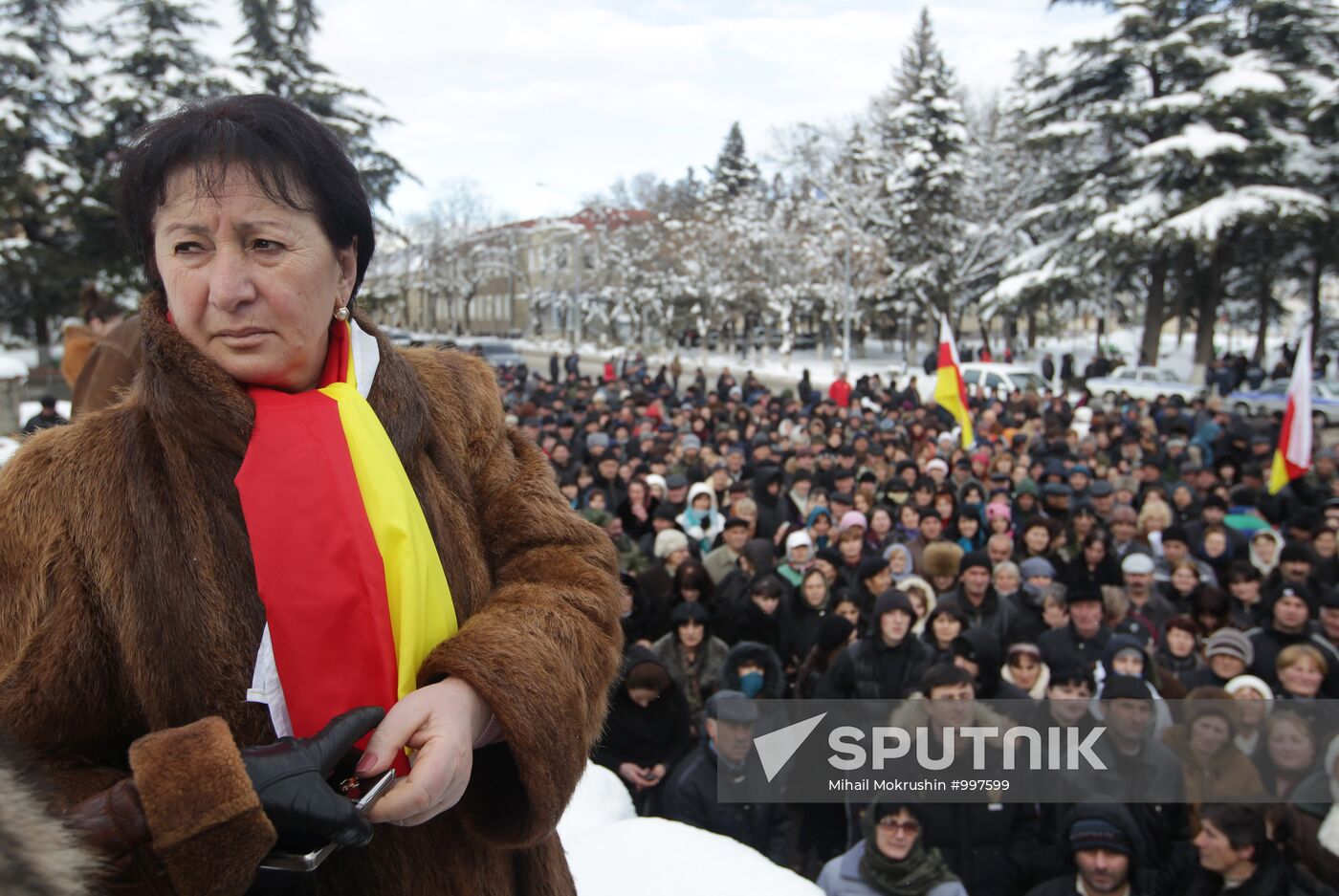 Rally to support Alla Djioyeva on main square in Tskhinval