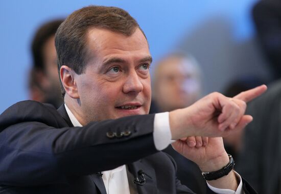 Dmitry Medvedev, Vladimir Putin meet with electors in Moscow
