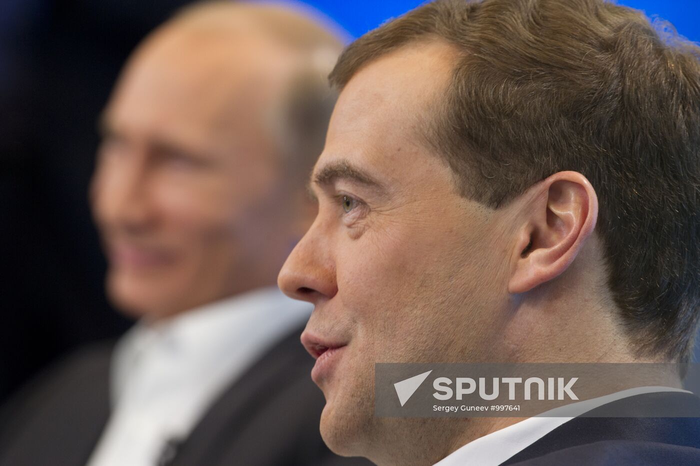 Dmitry Medvedev and Vladimir Putin meet with voters in Moscow