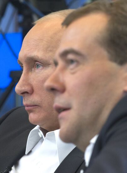 Dmitry Medvedev and Vladimir Putin meet with voters in Moscow