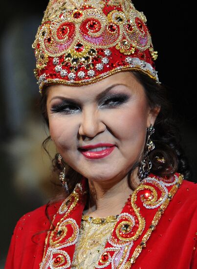Dariga Nazarbayeva performs at Bolshoi Theater