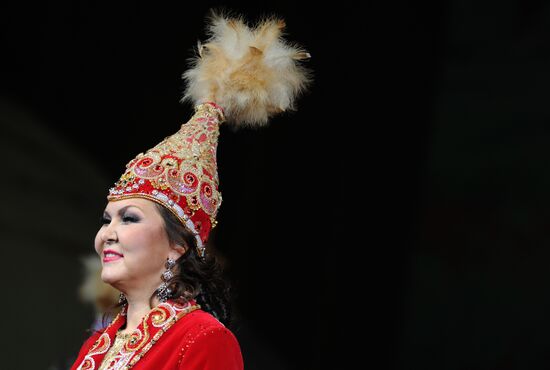 Dariga Nazarbayeva performs at Bolshoi Theater