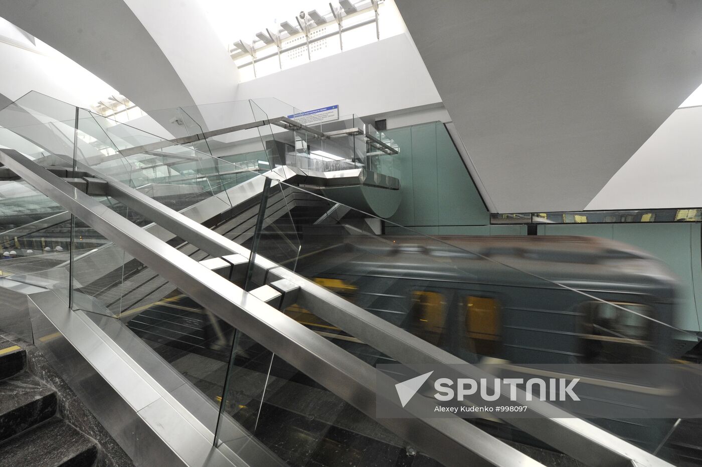 Borisovo, Shipilovskaya and Zyablikovo metro stations open