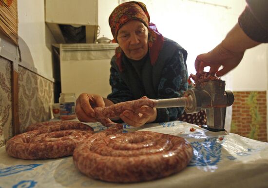 Preparing for Catholic Christmas in Belarusian village