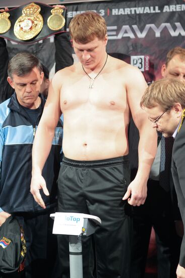 Boxing. Alexander Povetkin and Cedric Boswell weigh-in