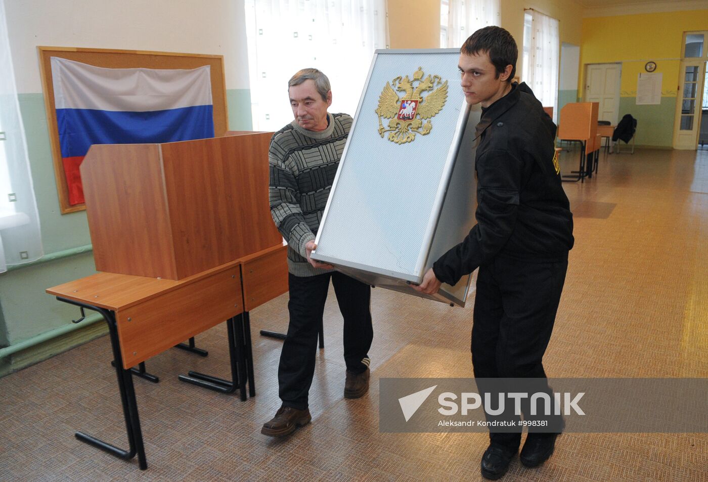 Preparation of polling stations for voting