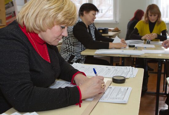 Preparation of polling stations for voting