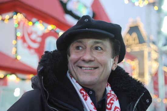 GUM skating rink opens on Red Square