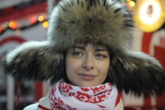 GUM skating rink opens on Red Square