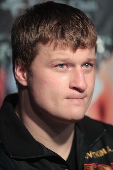 Boxing. Alexander Povetkin vs. Cedric Boswell