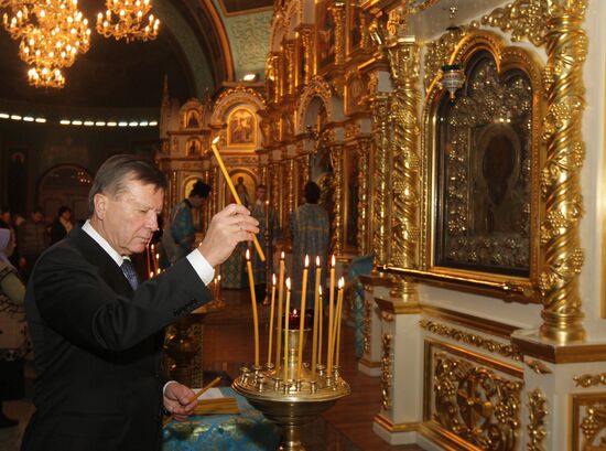 Viktor Zubkov at Kazan Cathedral in Volgograd