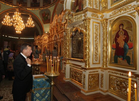 Viktor Zubkov at Kazan Cathedral in Volgograd