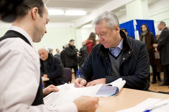 Sergei Sobyanin votes at State Duma elections