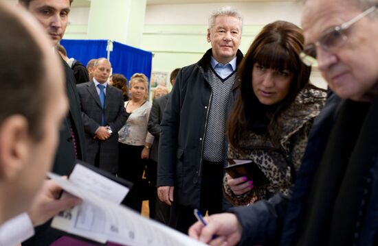 Sergei Sobyanin votes at State Duma elections