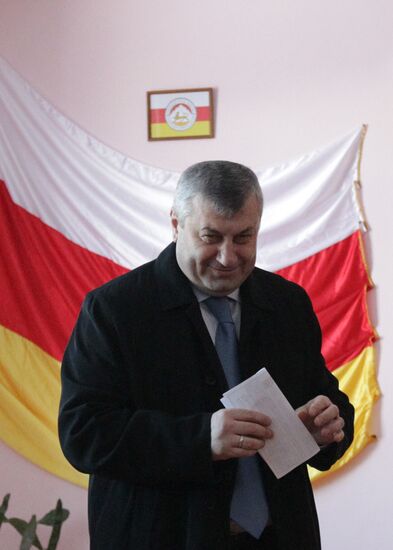 South Ossetia votes in Russian State Duma elections