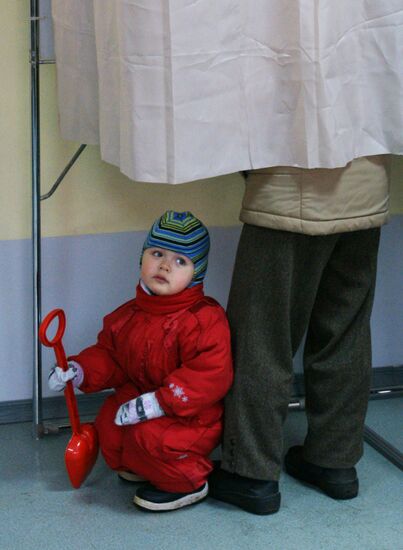 Samara residents vote in State Duma elections