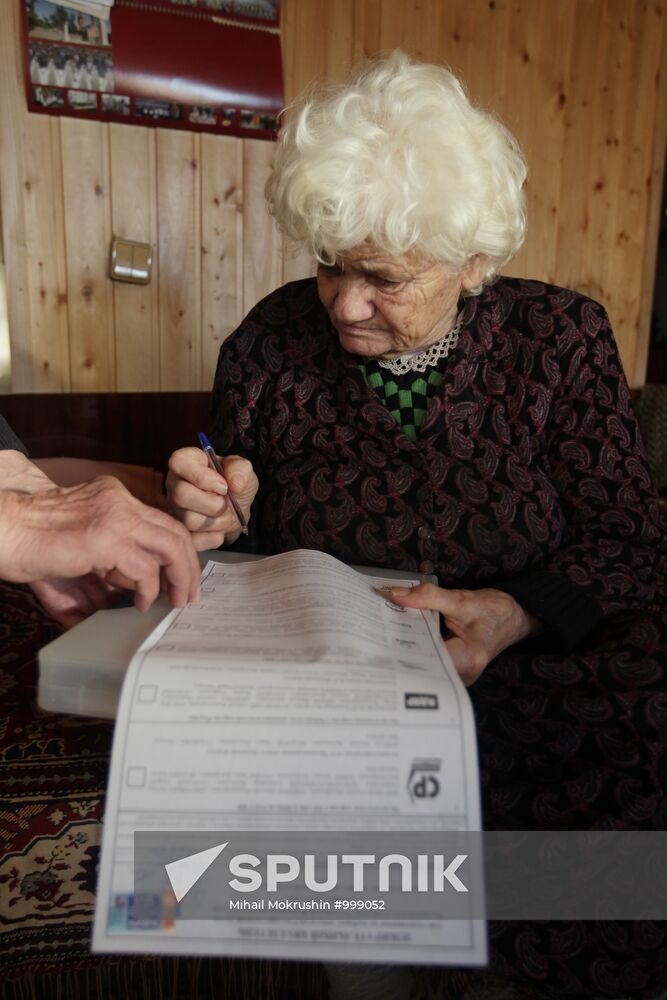 People vote in sixth Russian State Duma election in S.Ossetia