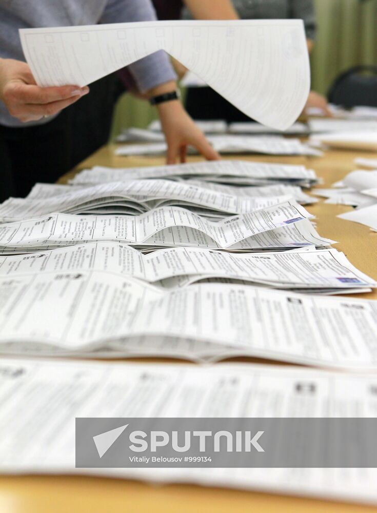 Election commissions count ballots following Duma elections