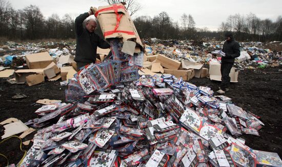 Counterfeit toys destroyed in Kaliningrad Region