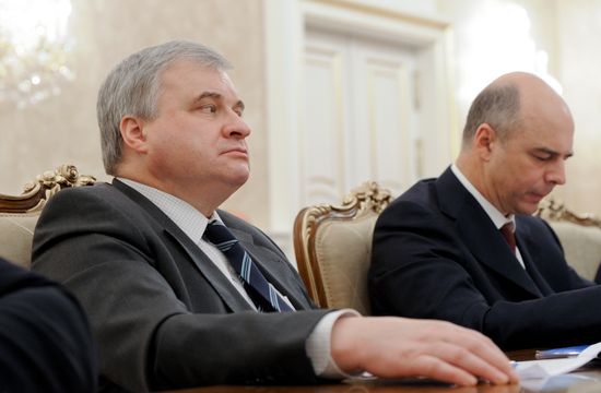 Vladimir Putin chairs Government Presidium meeting