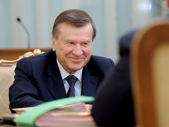 Vladimir Putin chairs Government Presidium meeting