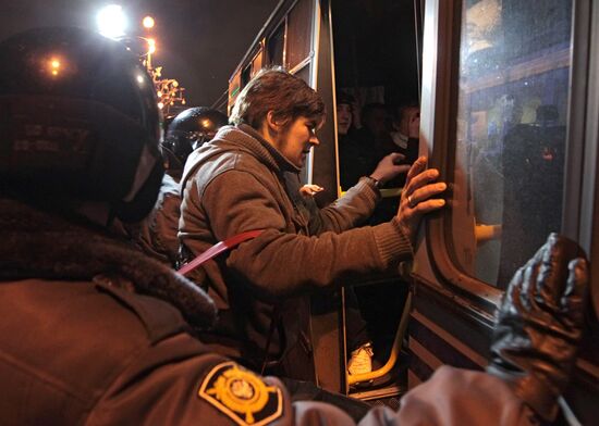 Opposition rallies in St. Petersburg to protest election fraud