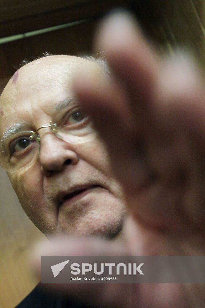Ekho Moskvy airs show with Gorbachev, Muratov, Shevtsova