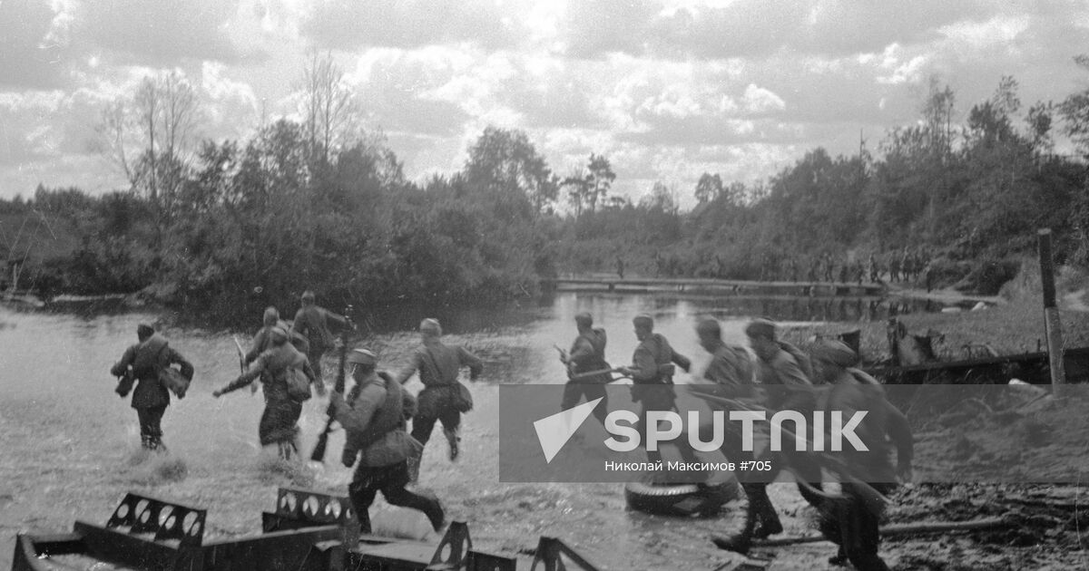 WWII SOVIET SOLDIERS KALININ FRONT | Sputnik Mediabank