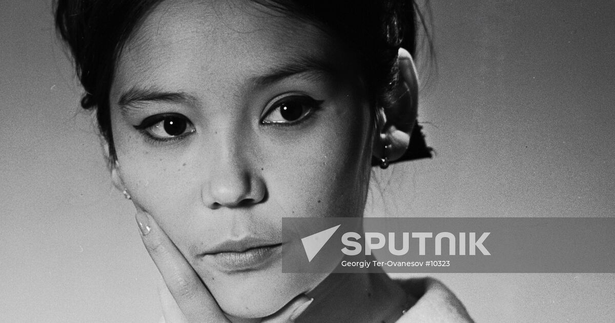 ACTRESS ARINBASAROVA | Sputnik Mediabank