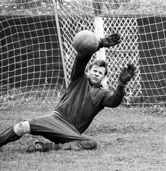 85 years since Lev Yashin s birth Sputnik Mediabank