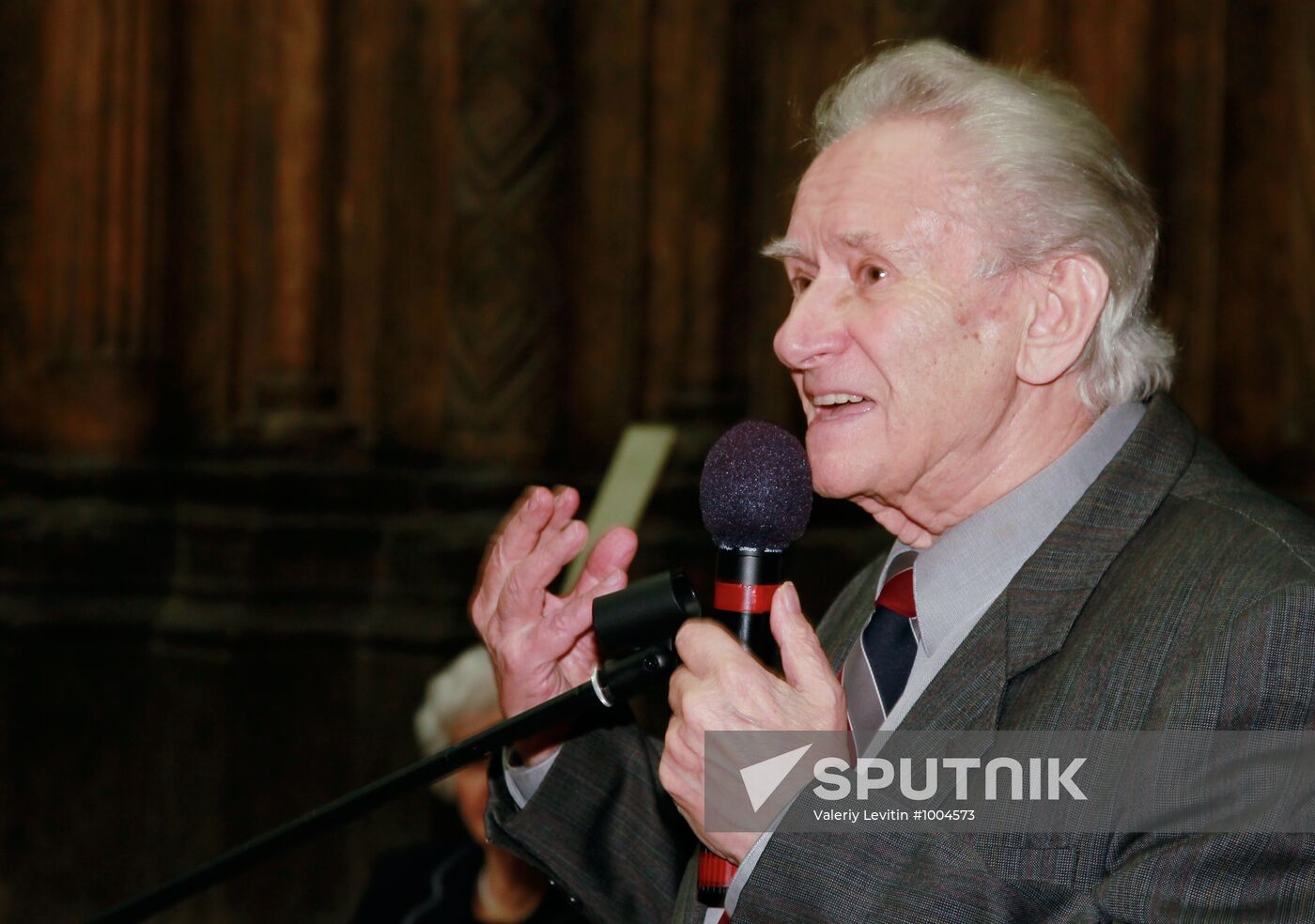 Photo exhibition 'To see the time' by Henry Borovik | Sputnik Mediabank