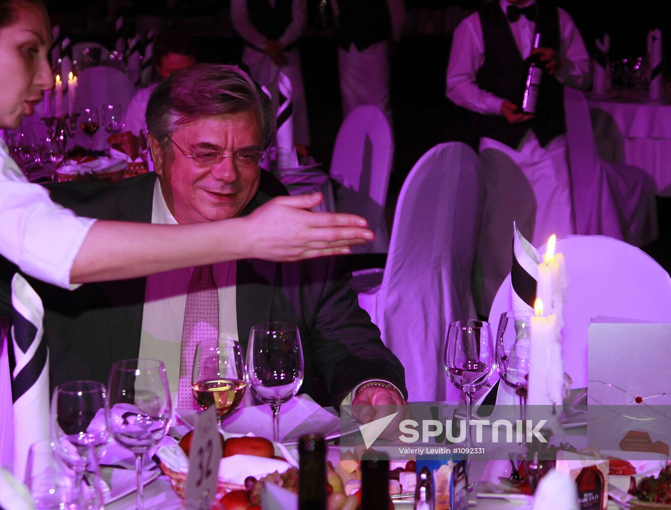 business-fm-radio-celebrates-fifth-jubilee-sputnik-mediabank