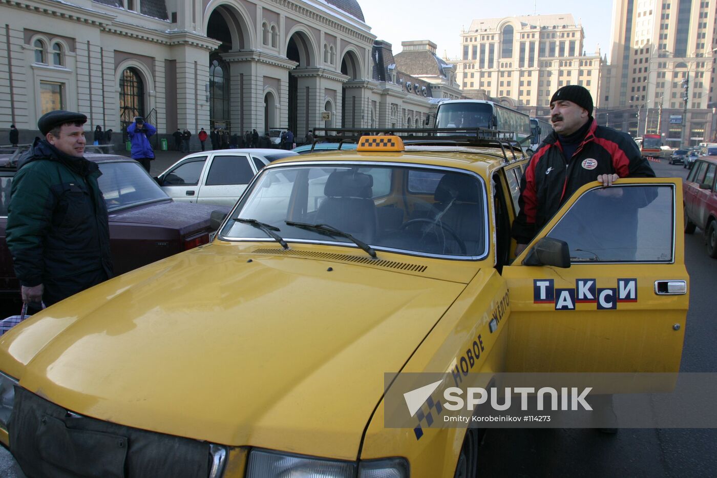 TAXI RAIL STATION | Sputnik Mediabank