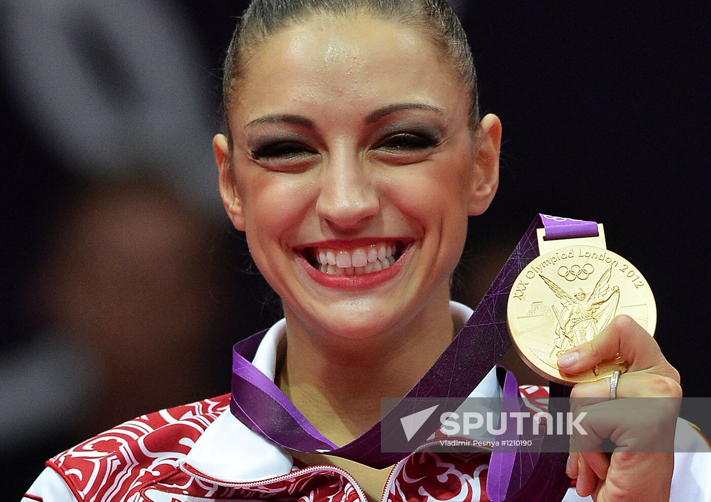 2012 Olympics Rhythmic Gymnastics Individual All around Sputnik 2012-olympics-rhythmic-gymnastics-individual-all-around-sputnik
