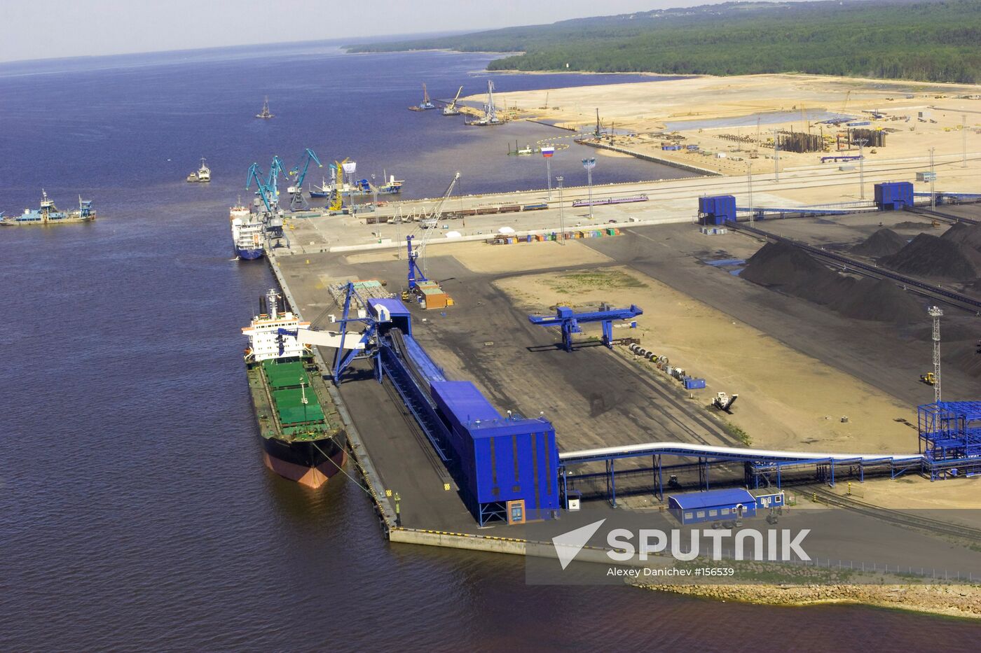 NEW PORT COMPLEX IN UST-LUGA | Sputnik Mediabank