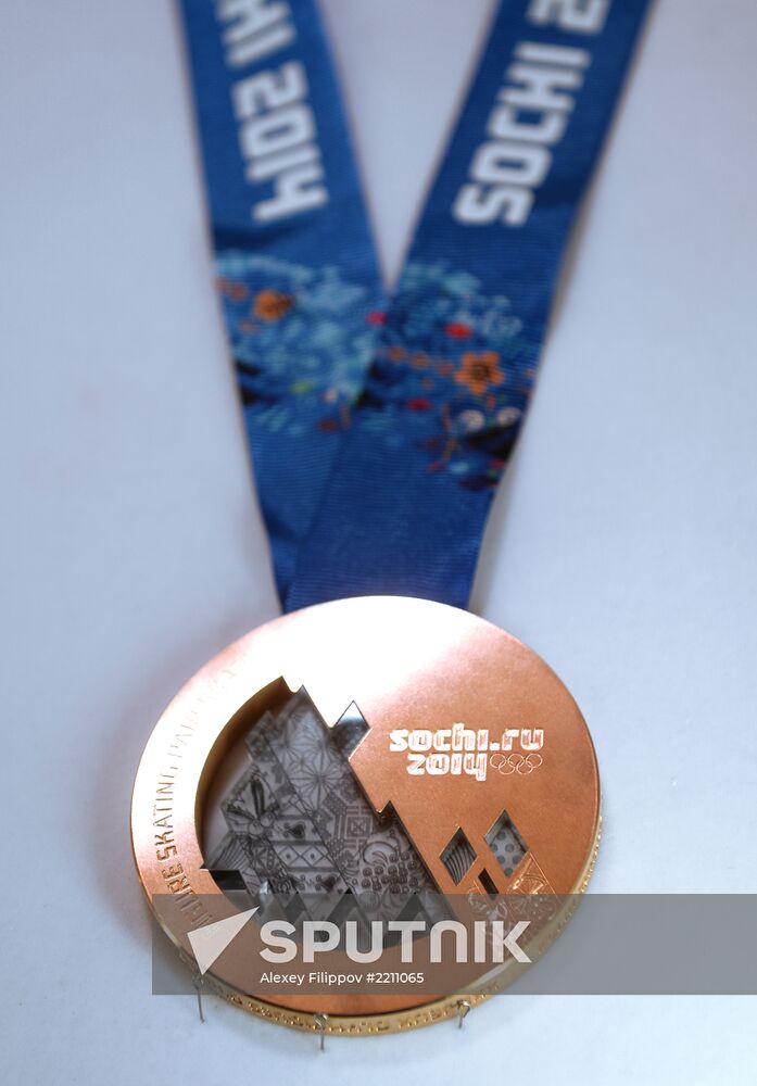 Production Of Sochi 2014 Olympic Medals Sputnik Mediabank 4758