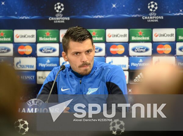 FC Zenit St. Petersburg holds training session
