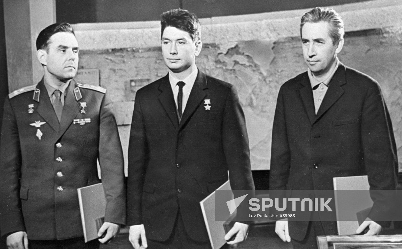 Crew members of Voskhod spaceship (from left to right) Vladimir Komarov ...