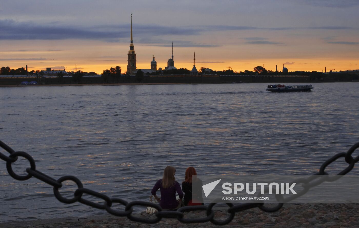 white-nights-in-st-petersburg-sputnik-mediabank