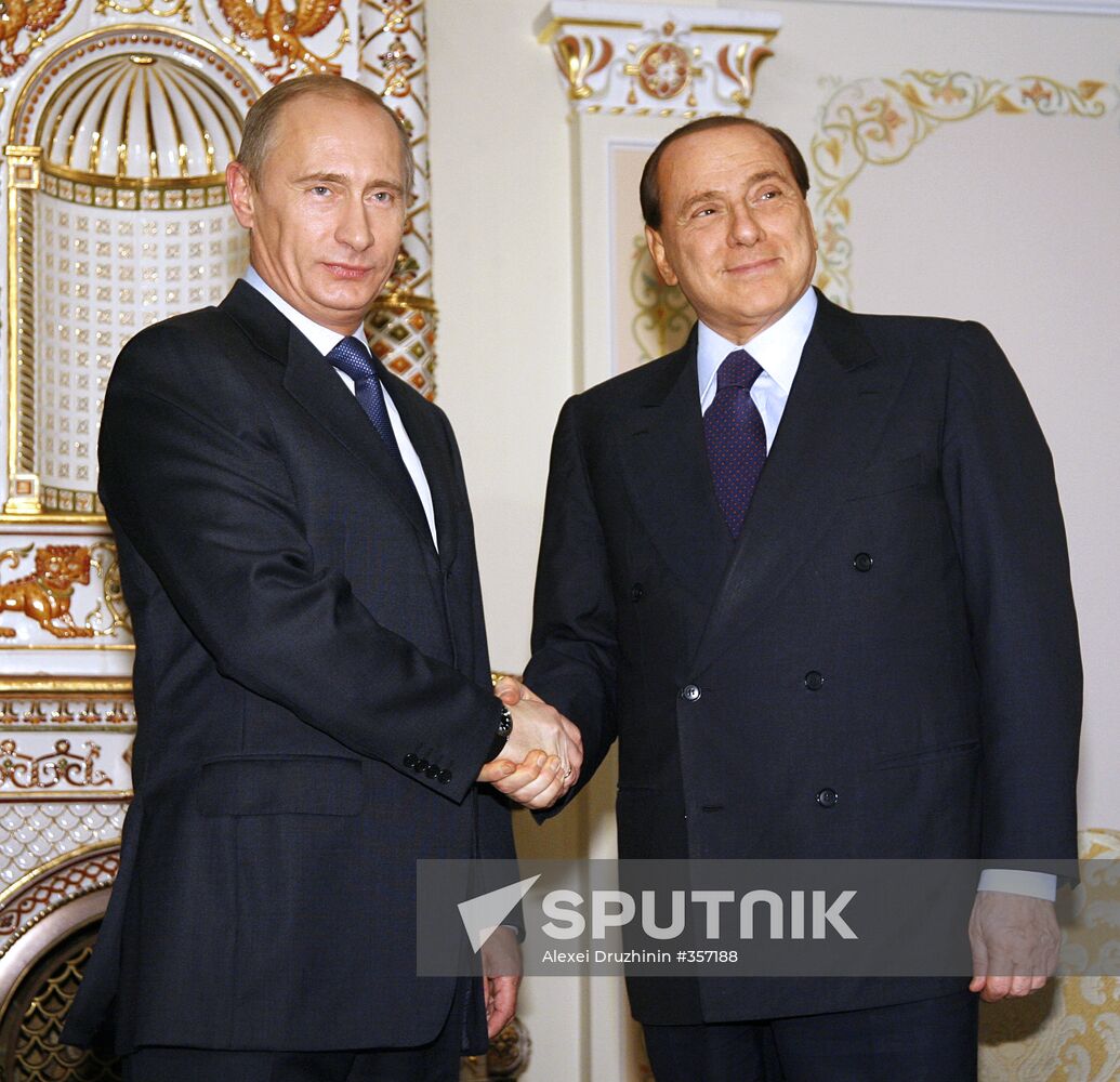 Vladimir Putin and Silvio Berlusconi | Sputnik Mediabank